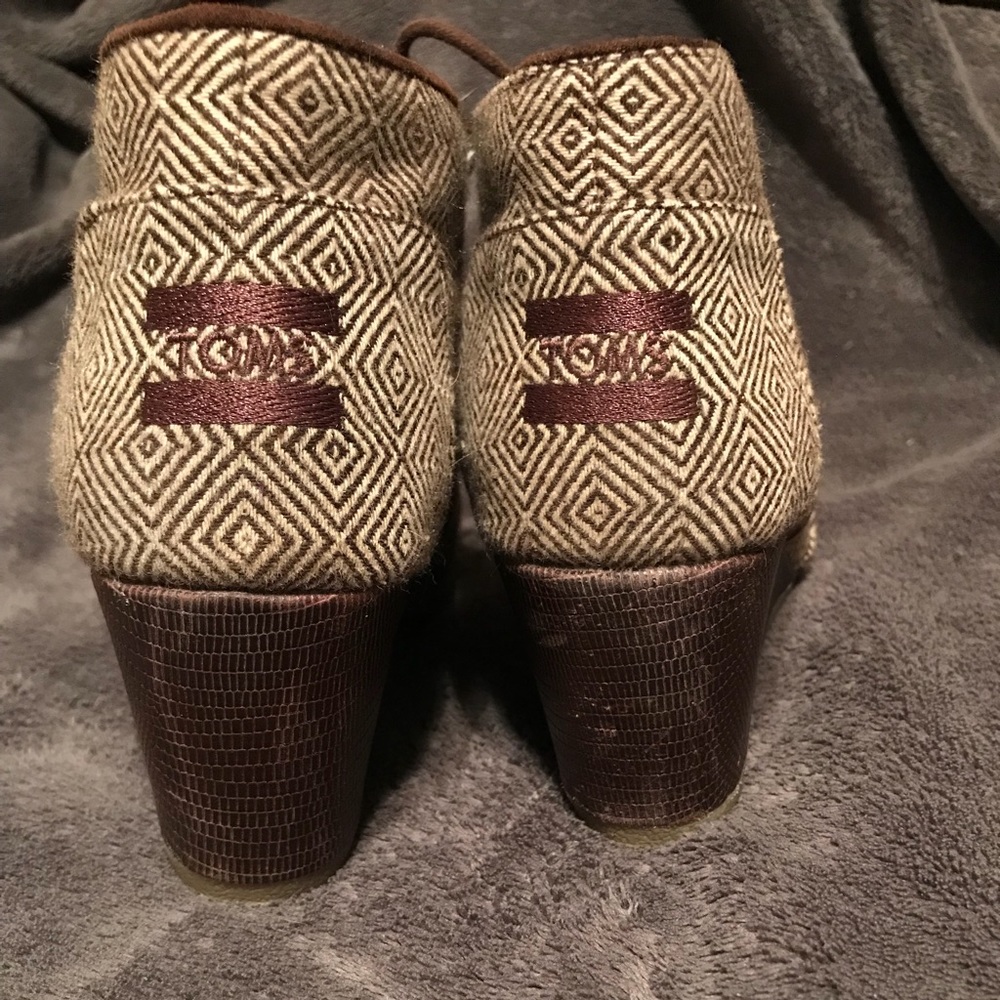 TOMS desert wedge bootie - Picture 2 of 4